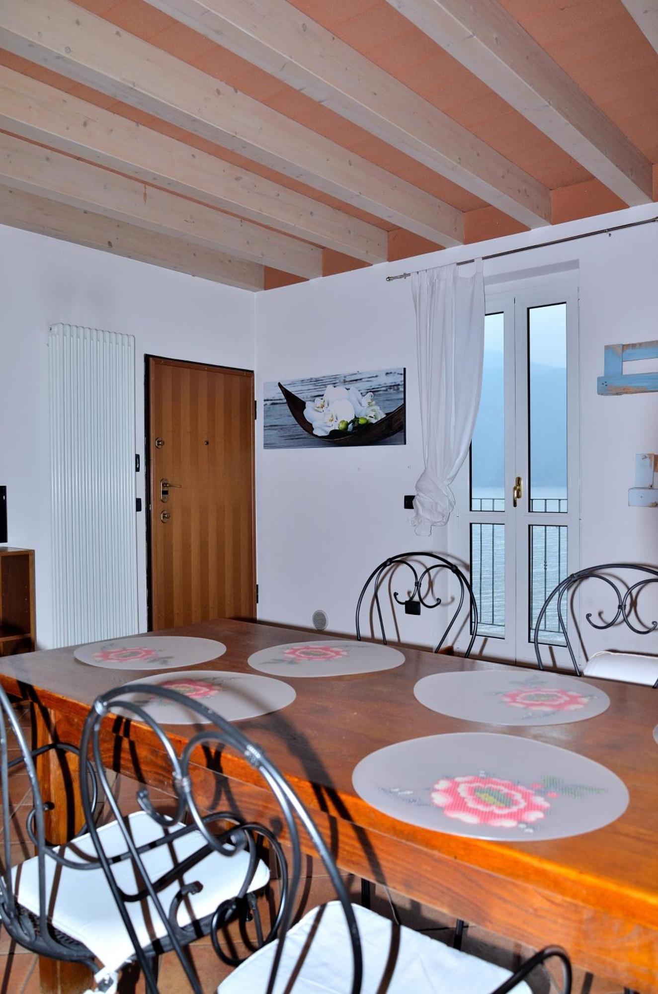 White Garden - Apartment With Access To The Lake Lierna Exterior photo